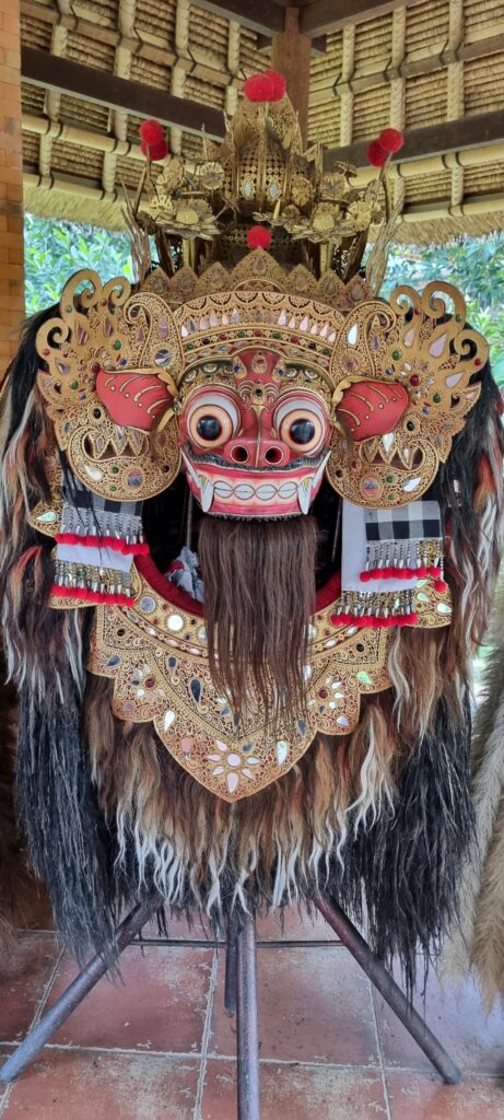 Maschera rituale della tradizione balinese